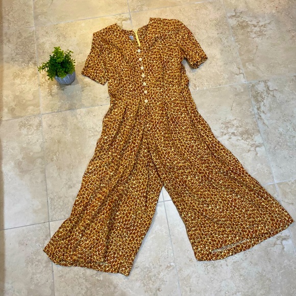 Vintage Romper - Picture 2 of 5